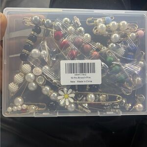 Assorted Decorative Brooch Pins